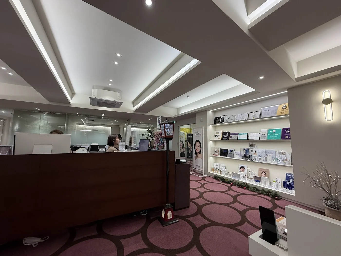 V Moment Clinic